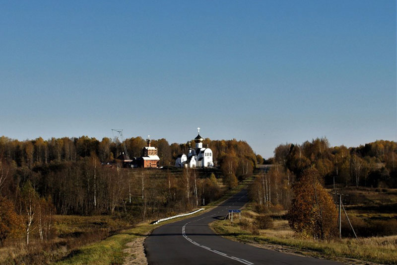 По дороге к Богородице-Одигитриевскому монастырю