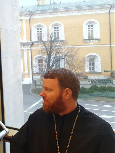 Священник Сергий Латышев