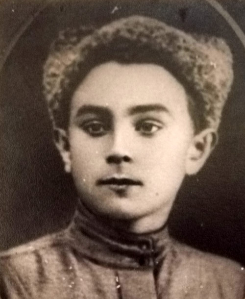 Миша Молчанов, 18-летний сын о. Михаила