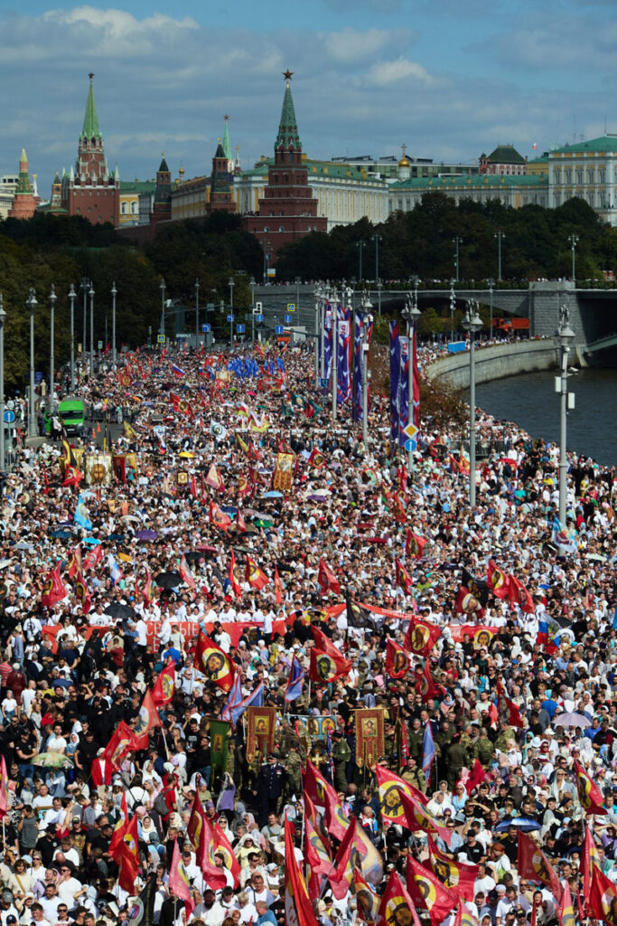 Крестный ход в Москве. 7 сентября 2025 года